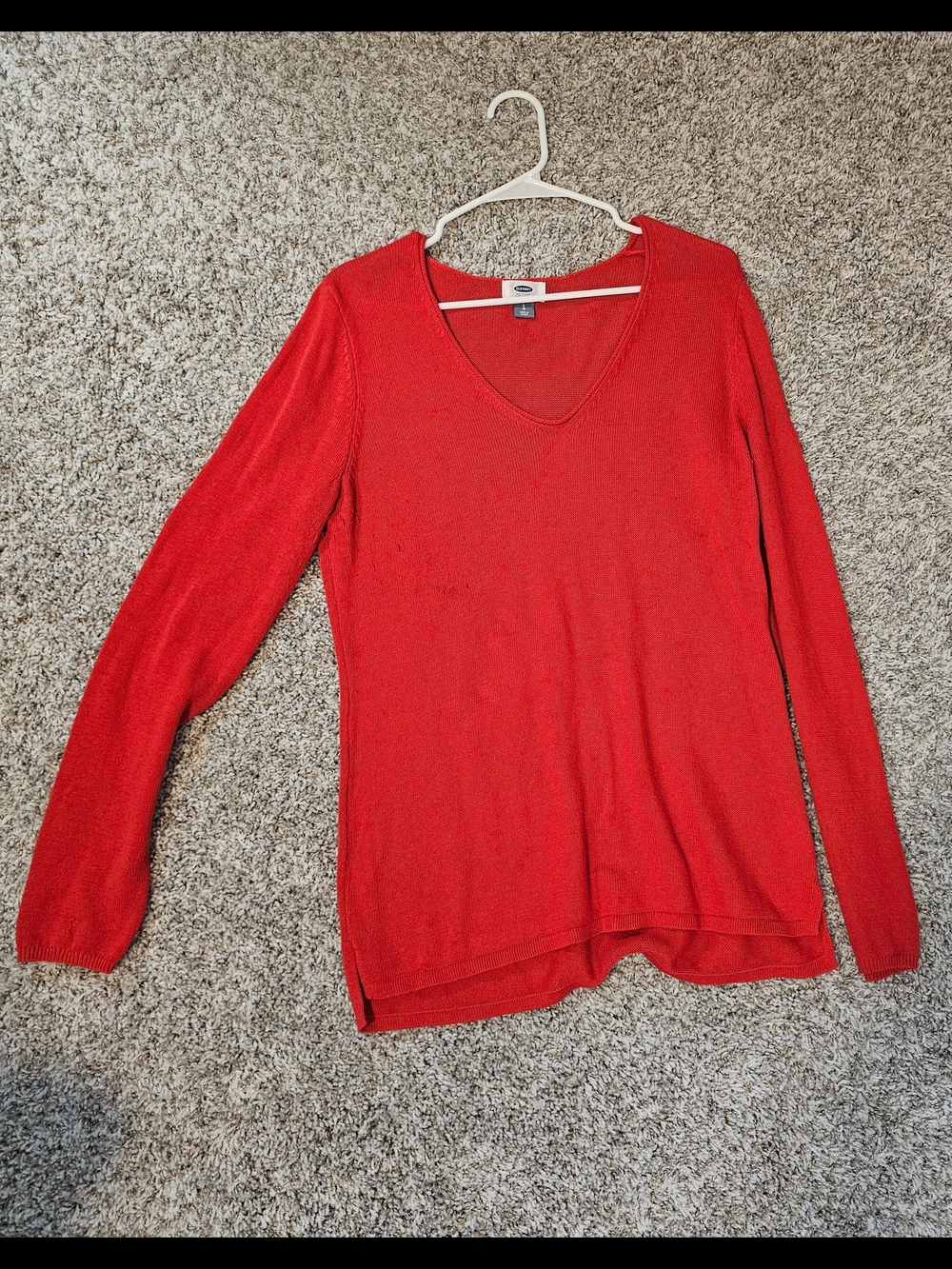 Old Navy Women's Red V-Neck Lightweight Sweater